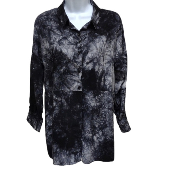 Missguided black abstract 3/4 sleeves button down tunic, size 0 - Picture 2 of 11